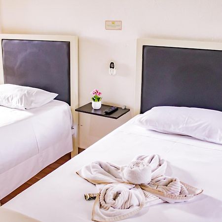 Hotel Primavera Betim Bagian luar foto