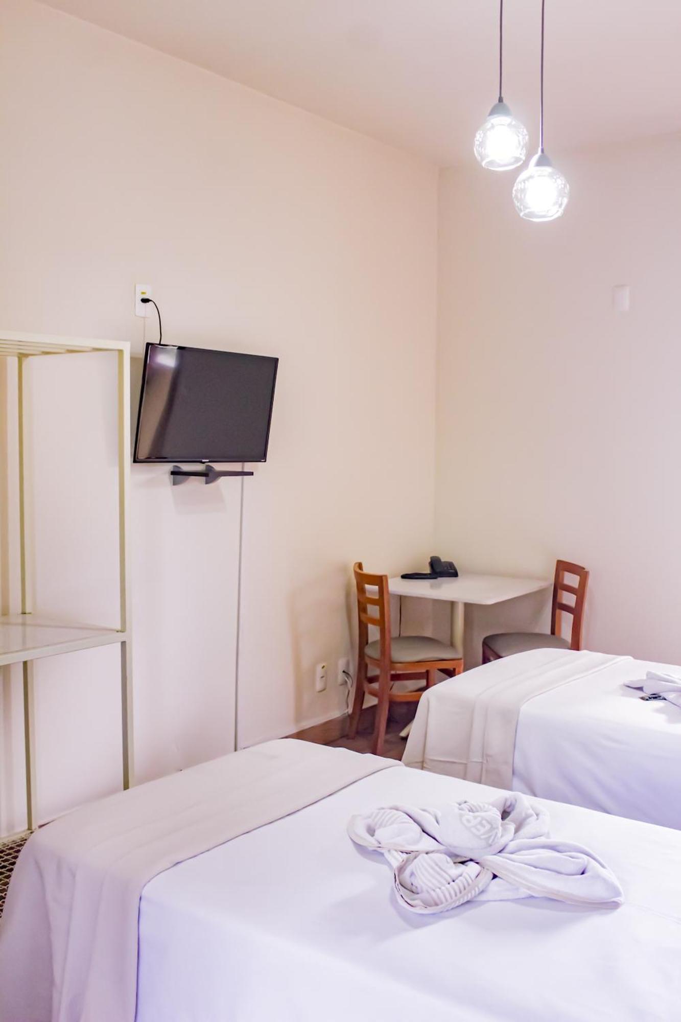 Hotel Primavera Betim Bagian luar foto