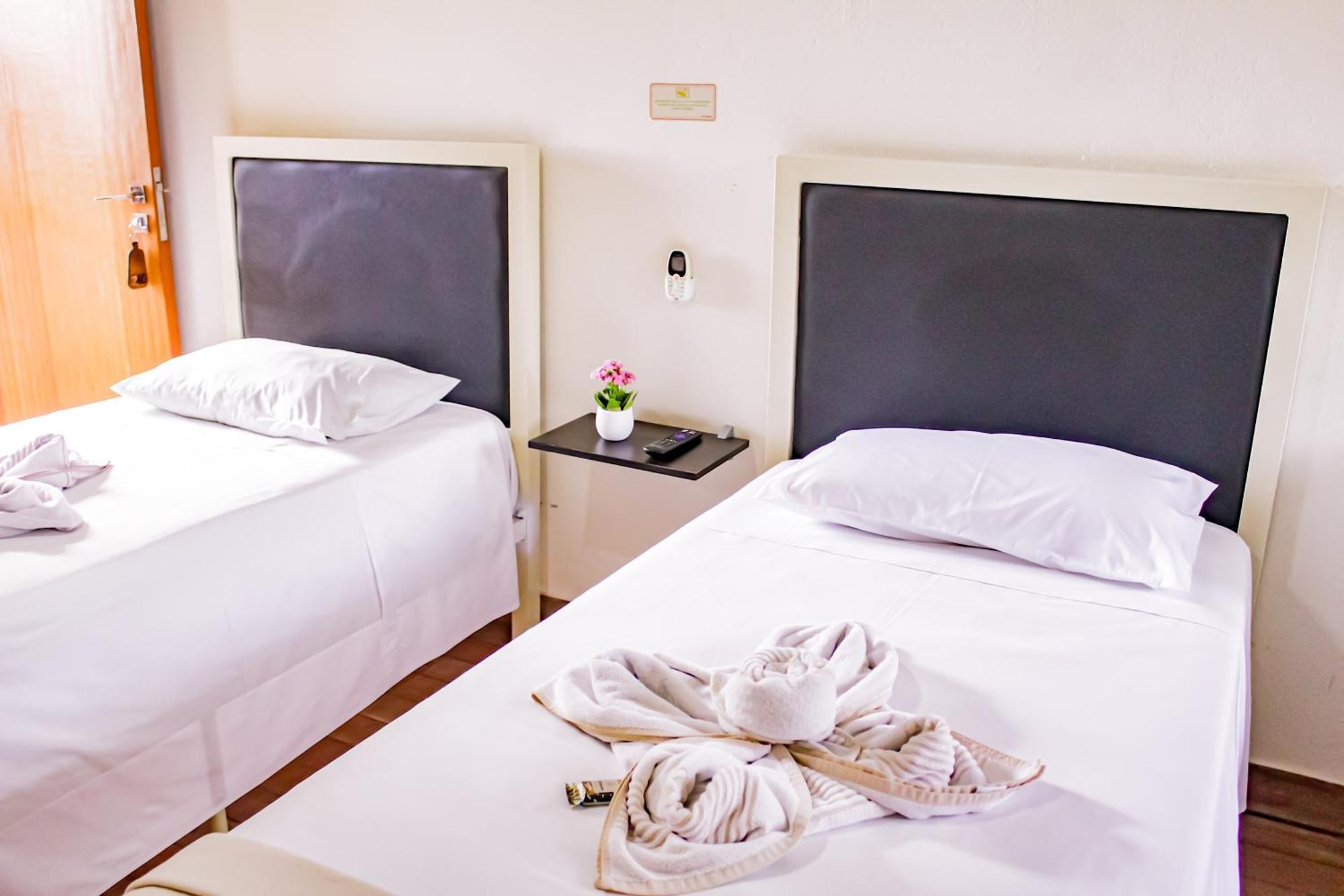 Hotel Primavera Betim Bagian luar foto