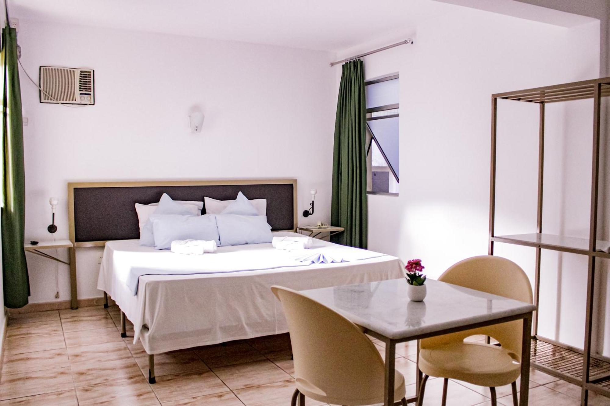 Hotel Primavera Betim Bagian luar foto