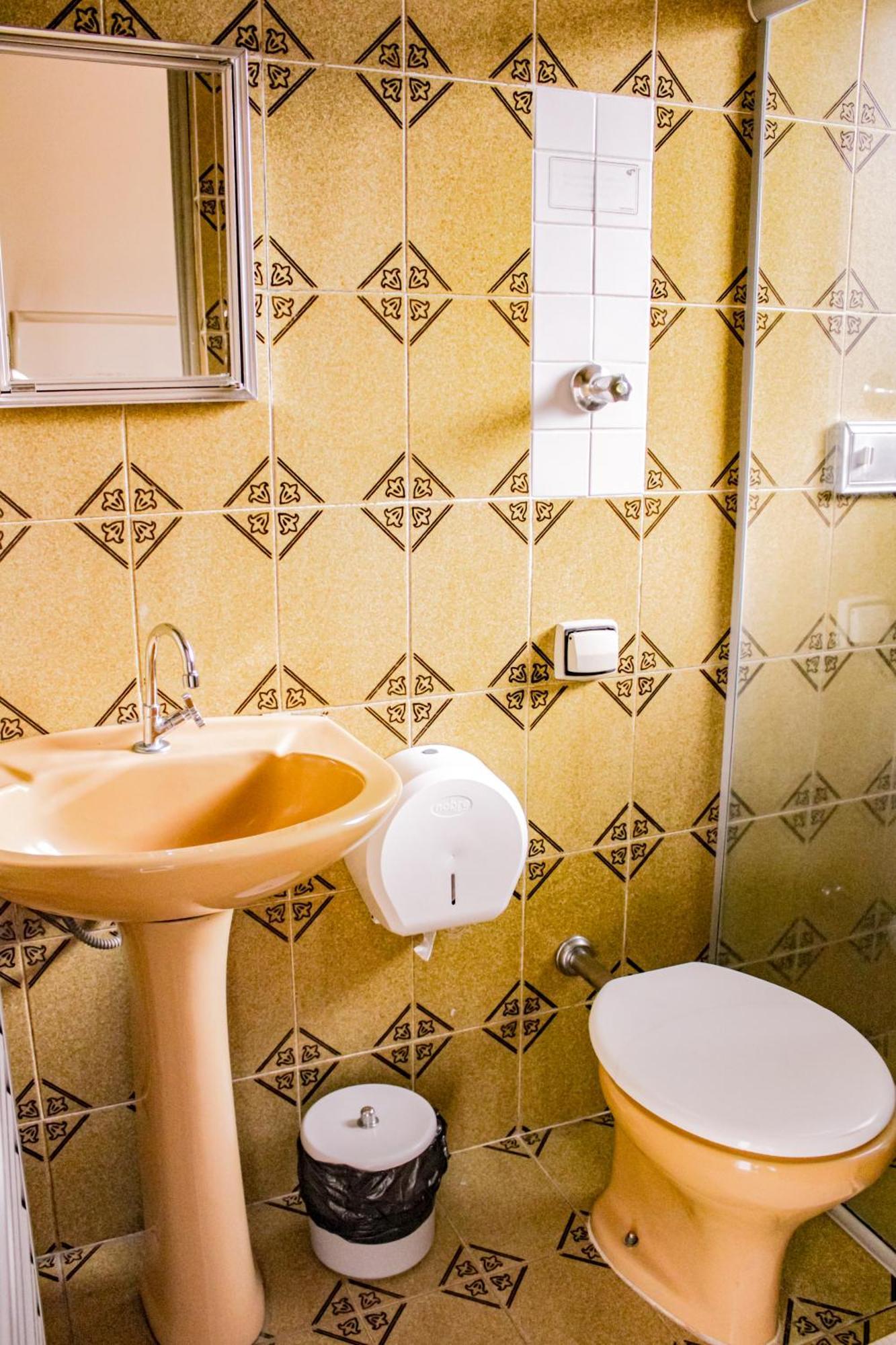 Hotel Primavera Betim Bagian luar foto